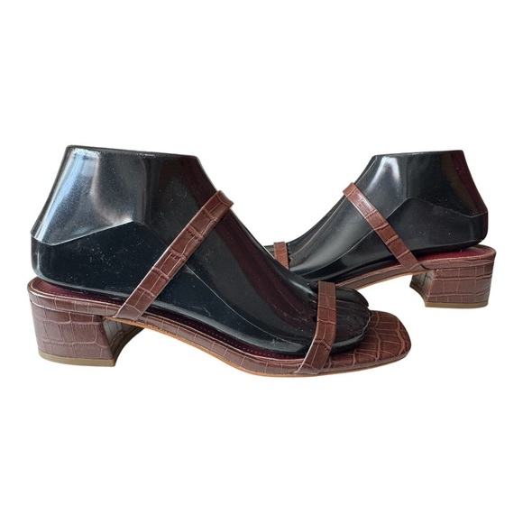 NWOT Marc Fisher Marsala Croco Embossed
Heeled Slide Sandals Caylon Women’s 7 - Picture 1 of 10